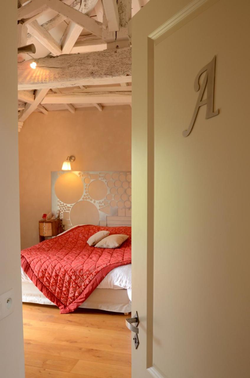 Chambres D'Hotes Au Gite De La Pommeraie Landeronde Exterior foto